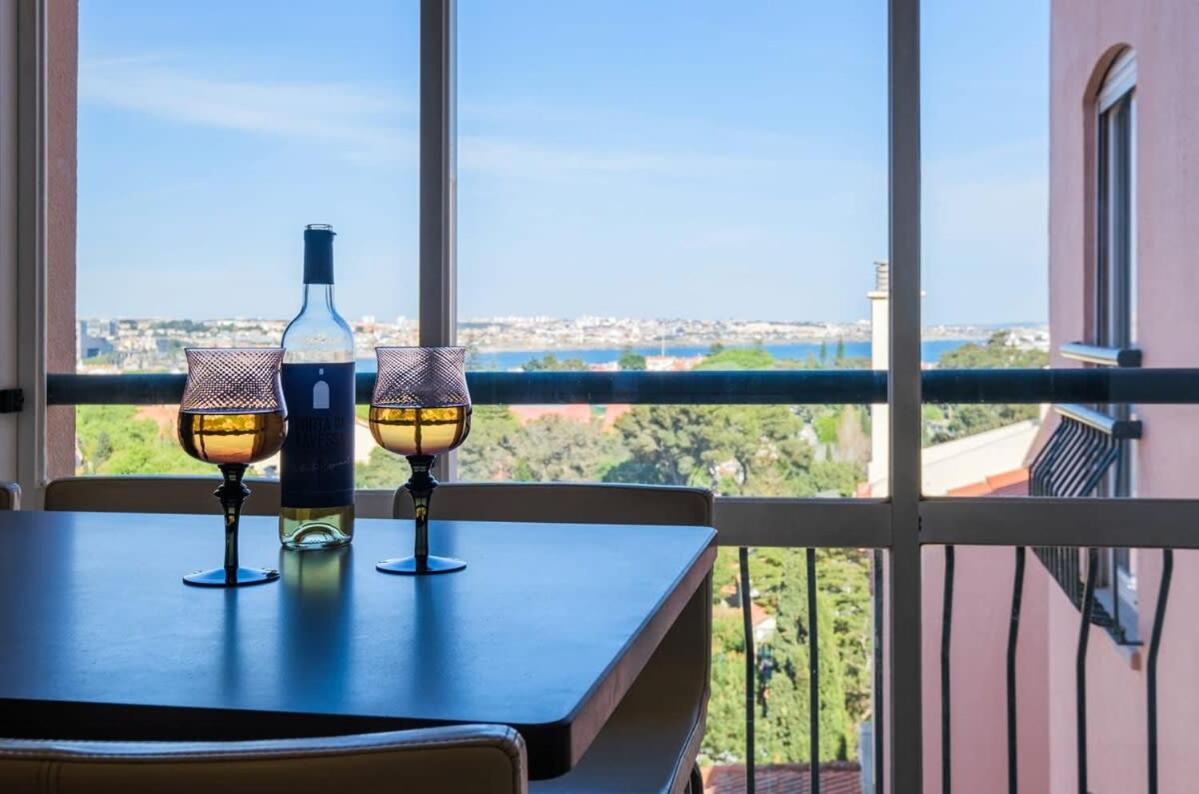 Luxury Sea View Leilighet Cascais Eksteriør bilde
